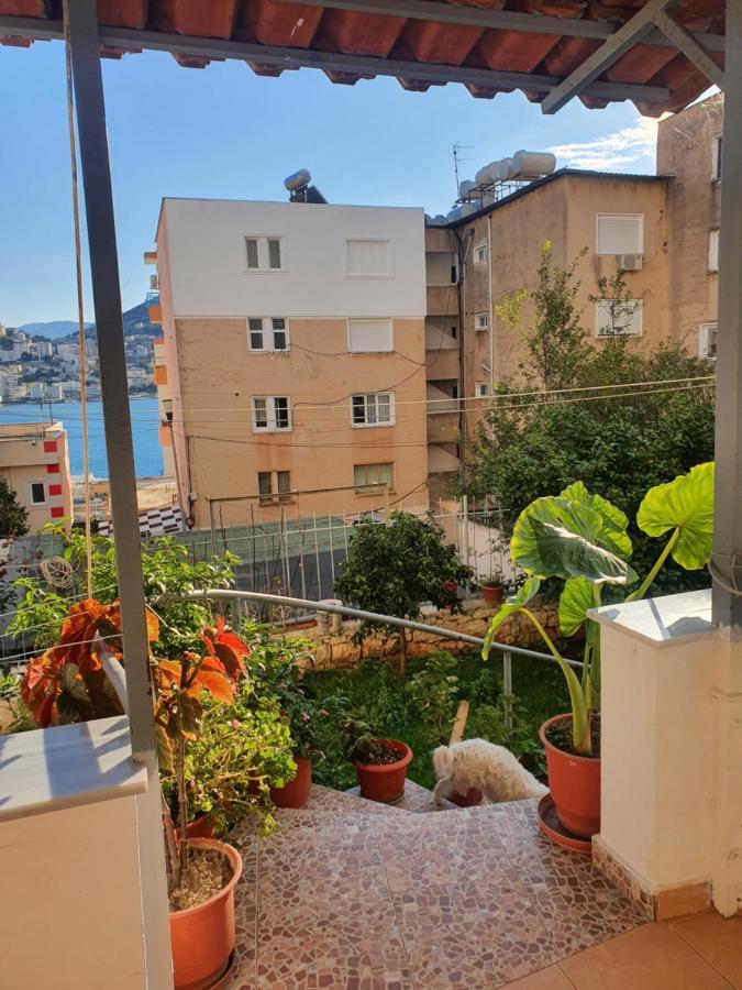 Loi Apartment Sarandë Exterior foto