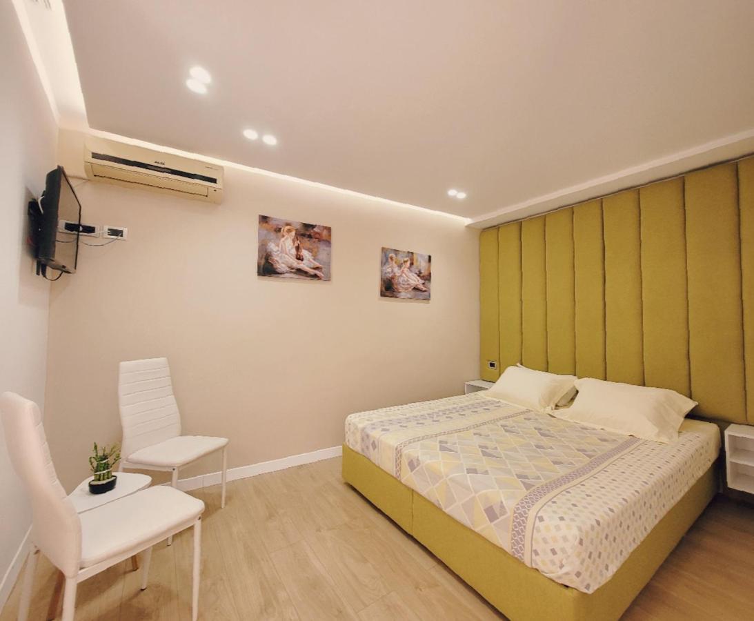 Loi Apartment Sarandë Exterior foto